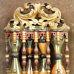  Pulpit hourglass, Breinum near Hildesheim, late 17th cent.,  wood and green glass, filled with red sand, h. 42 cm, inv. A 1065, © Rheinisches Bildarchiv 